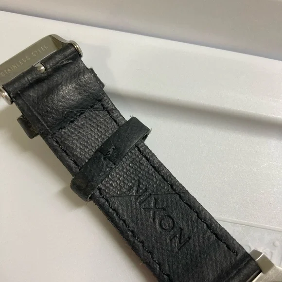 Nixon Silver and Black Watch - Picture 6 of 8